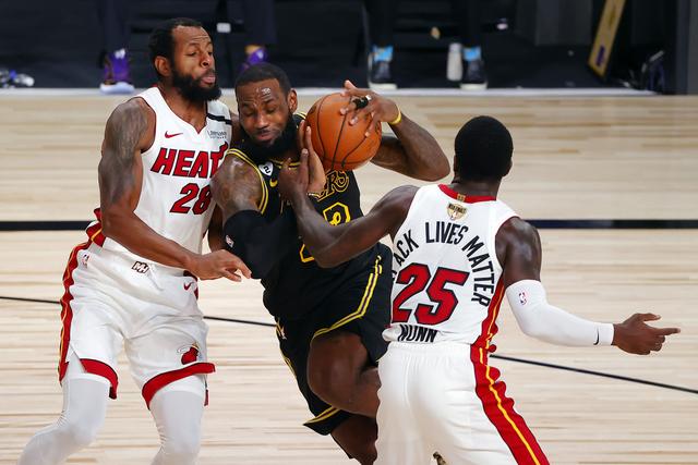 这为教练组 这为教练组