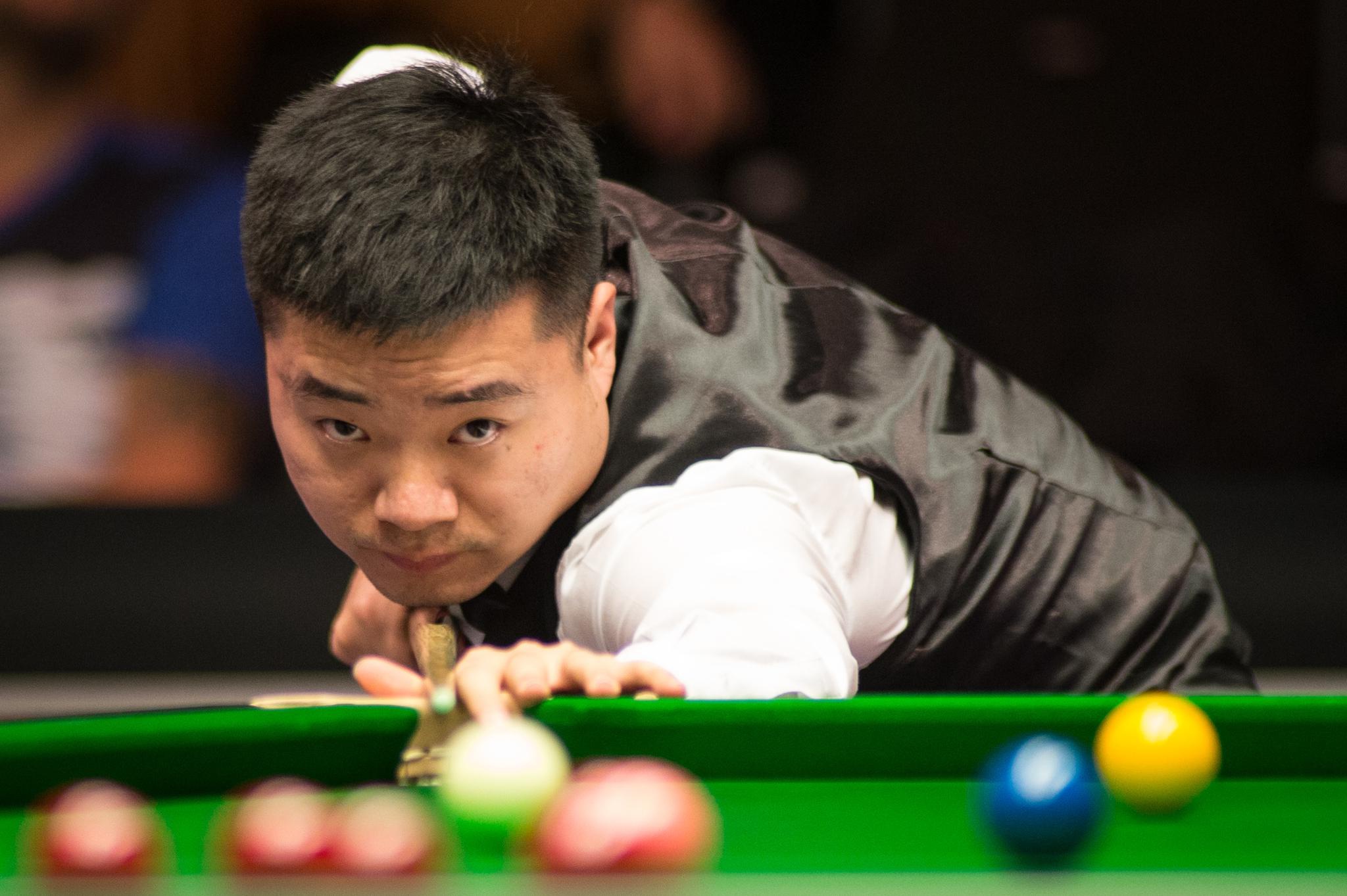 在首盘与萨 在首盘与萨