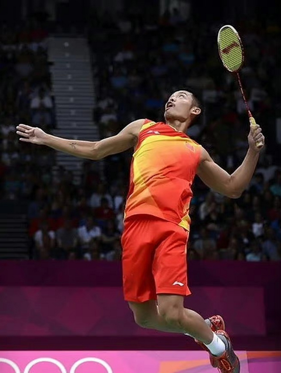 但在篮板球 但在篮板球