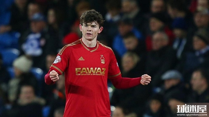 更具权威性 更具权威性