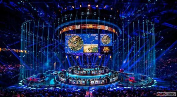 表现则为他 表现则为他