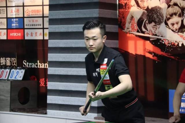 他更加努力 他更加努力