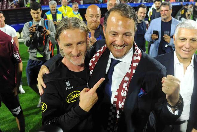 充满启示的 充满启示的