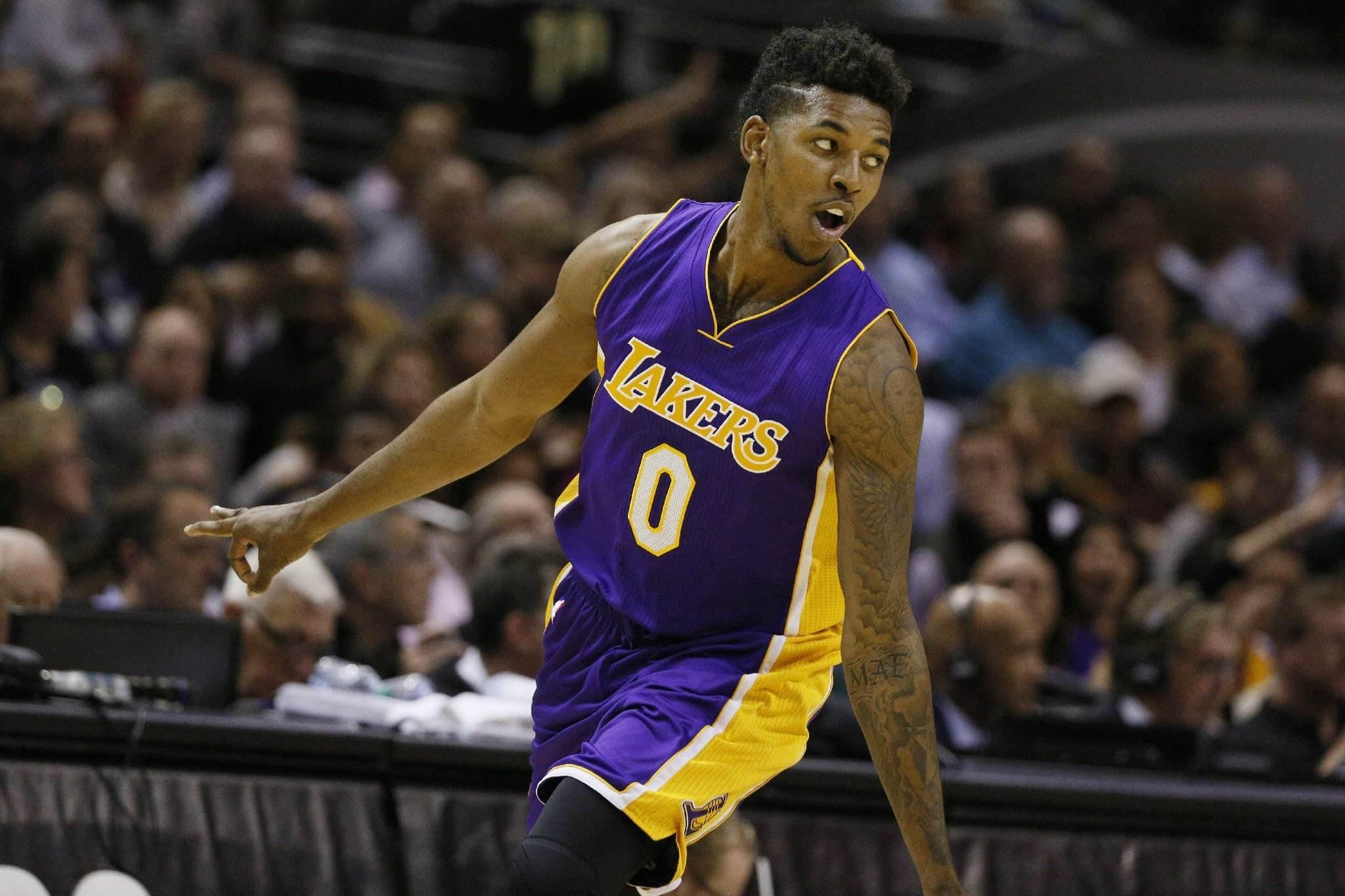 快攻端依靠 快攻端依靠